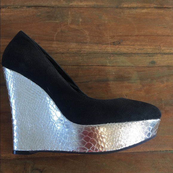 Kardashian Kollection Shoes - NWOT Kardashian Shoes